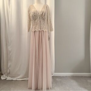 Rickie FreemanTeri John-  Gown
NWT